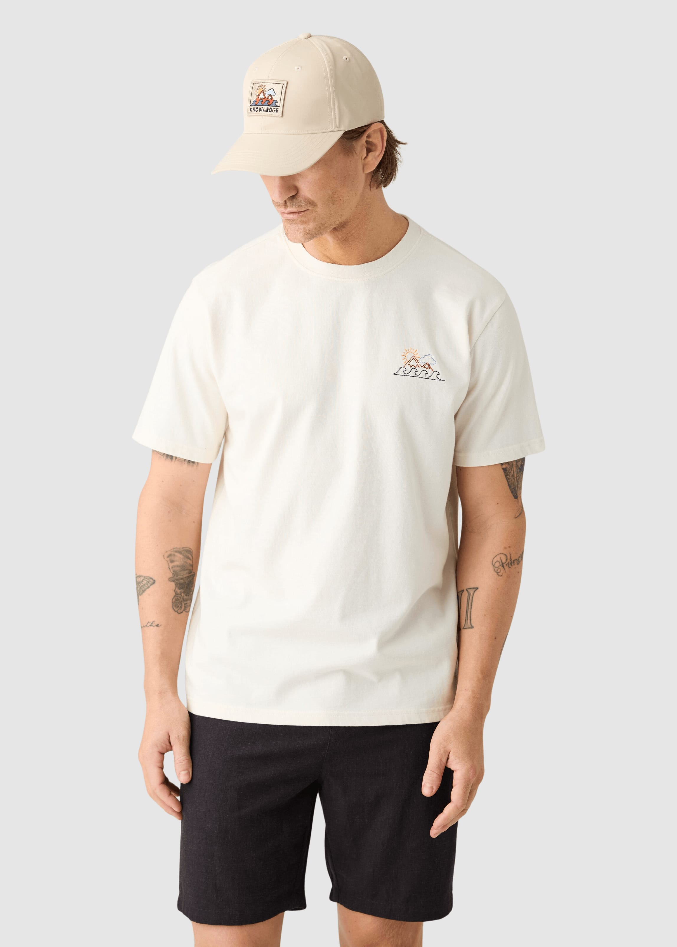 Chest Print T-Shirt Egret Chest Print T-Shirt Egret