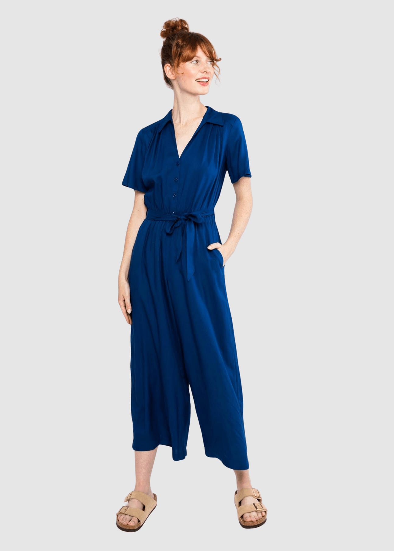 Charming Steps Noble Blue Club Charming Steps Noble Blue Club