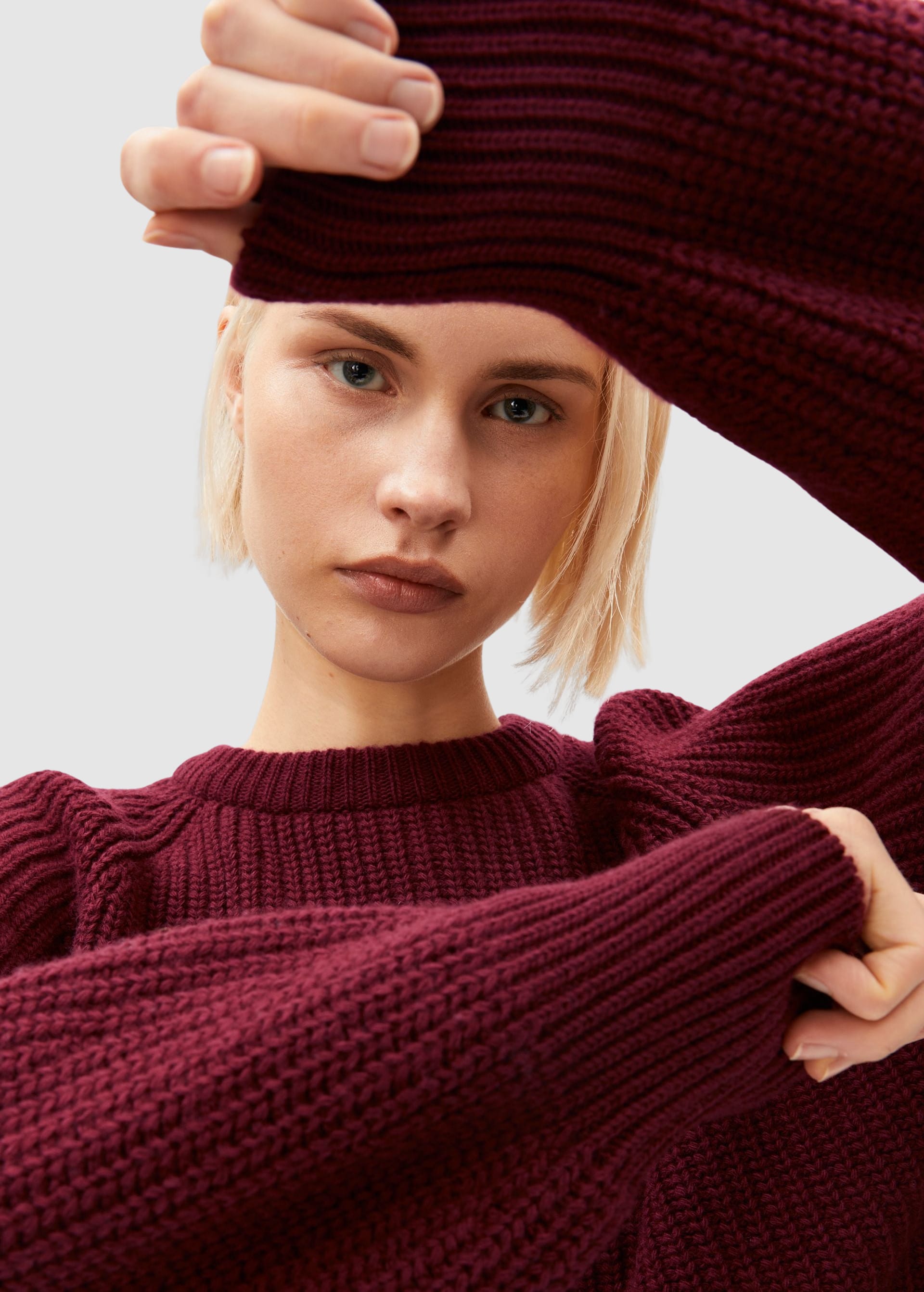 armedangels-rib-knit-sweater-velvet-red-3.jpeg Rib Knit Sweater Velvet Red