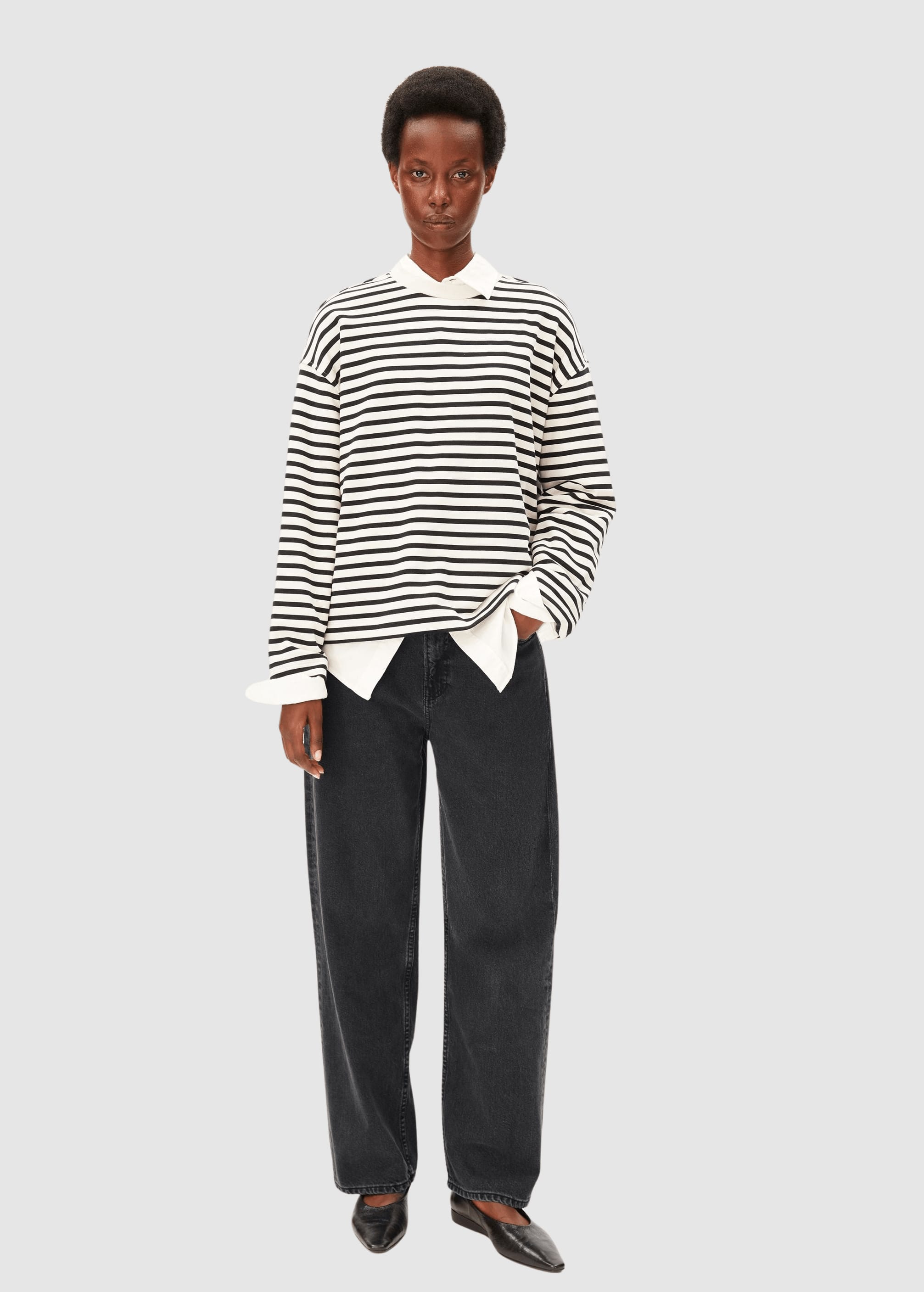 armedangels-frankaa-maarlen-stripe-sweat-undyed-black-5.jpeg Frankaa Maarlen Stripe Sweat Undyed Black