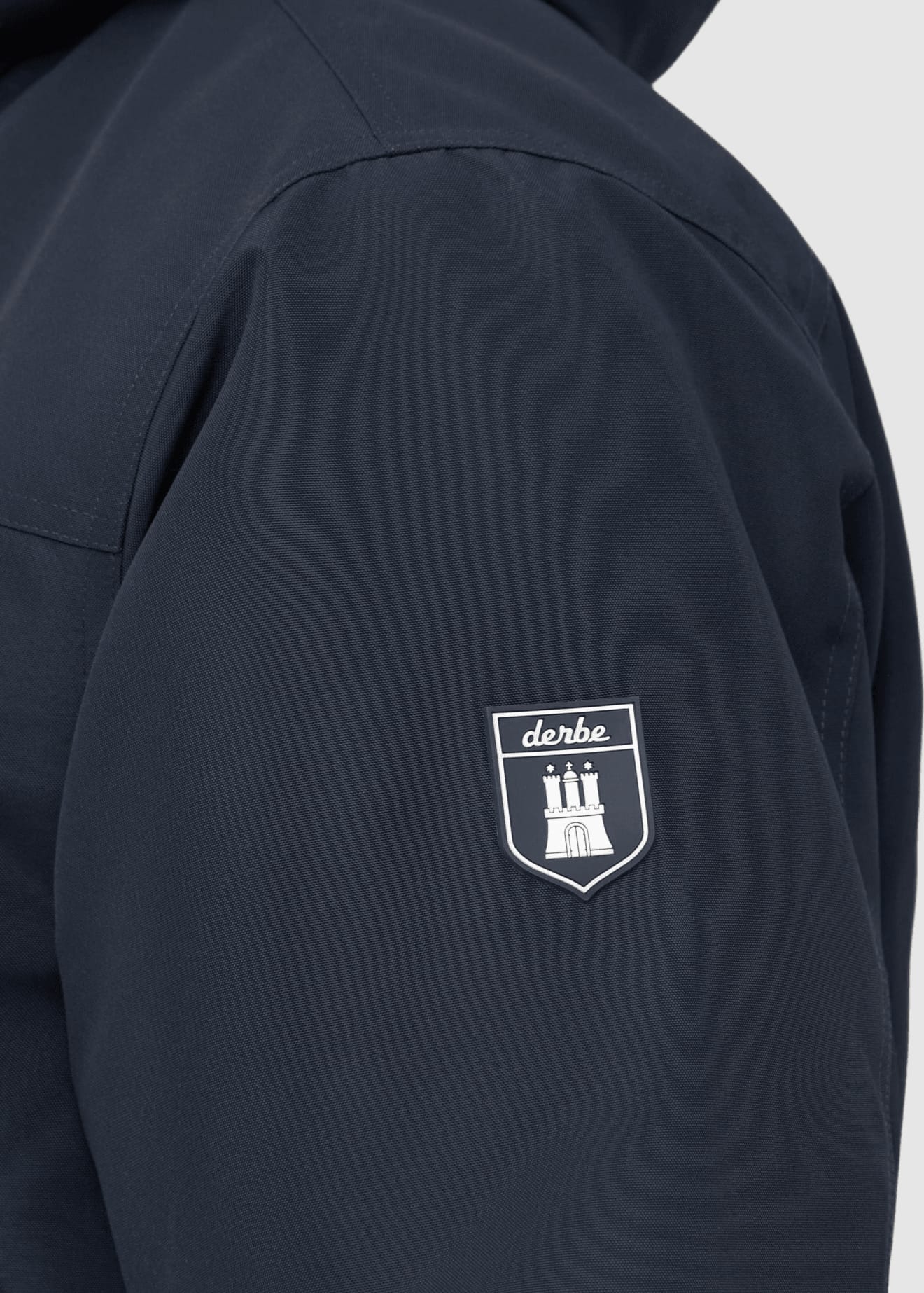 derbe-festholm-navy-cobblestone-5.jpeg Festholm Navy/Cobblestone