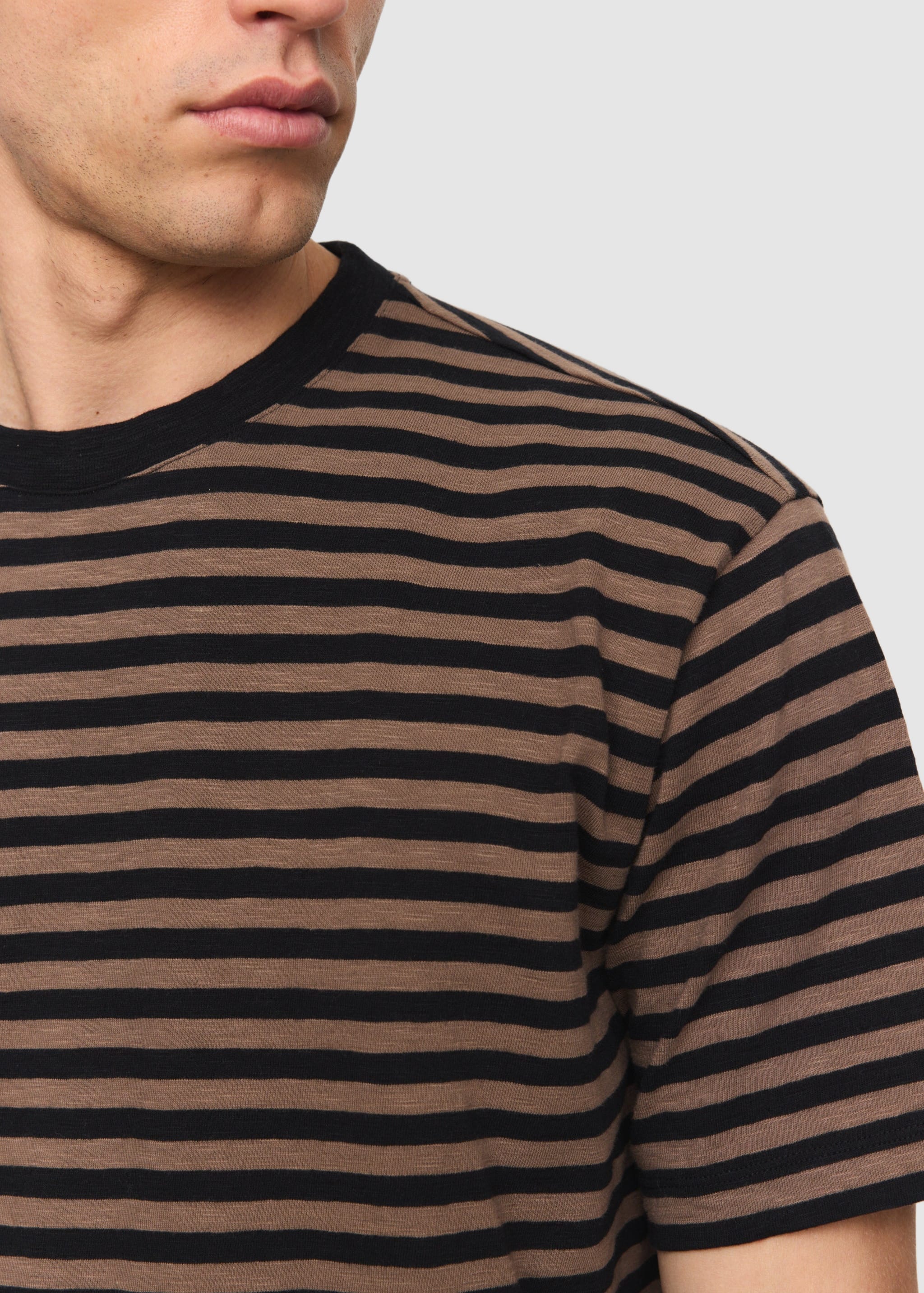Delonix Stripes Vintage Brown