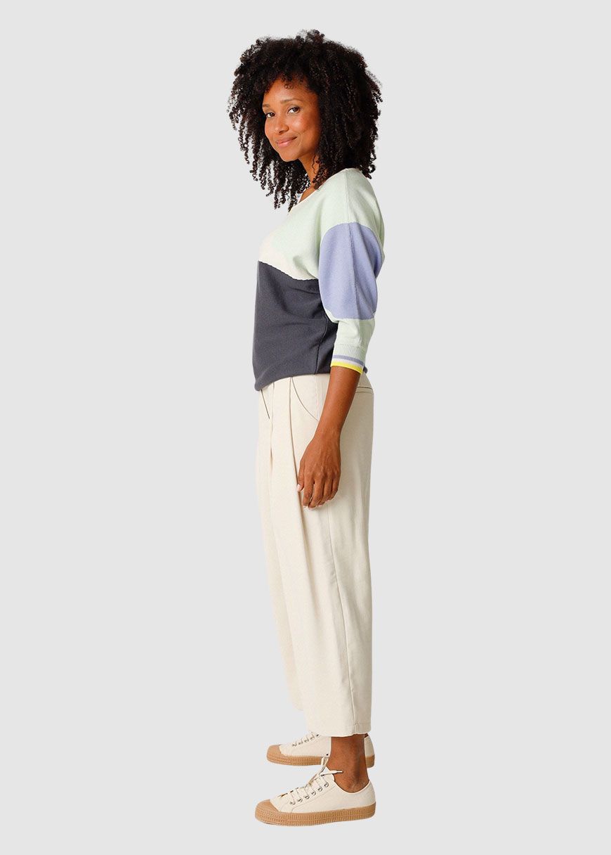 Naike Sweater Naike Sweater