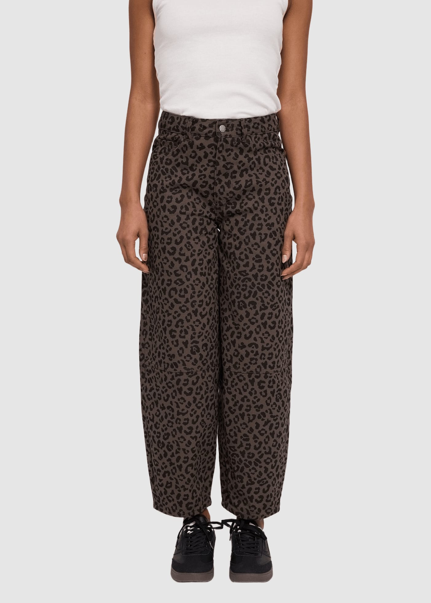 mazine-printed-barrel-leg-denim-pants-chocolate-brown-printed-1.jpeg Printed Barrel Leg Denim Pants Chocolate Brown Printed