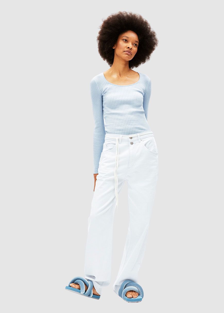 Alaania Crewneck Alaania Crewneck