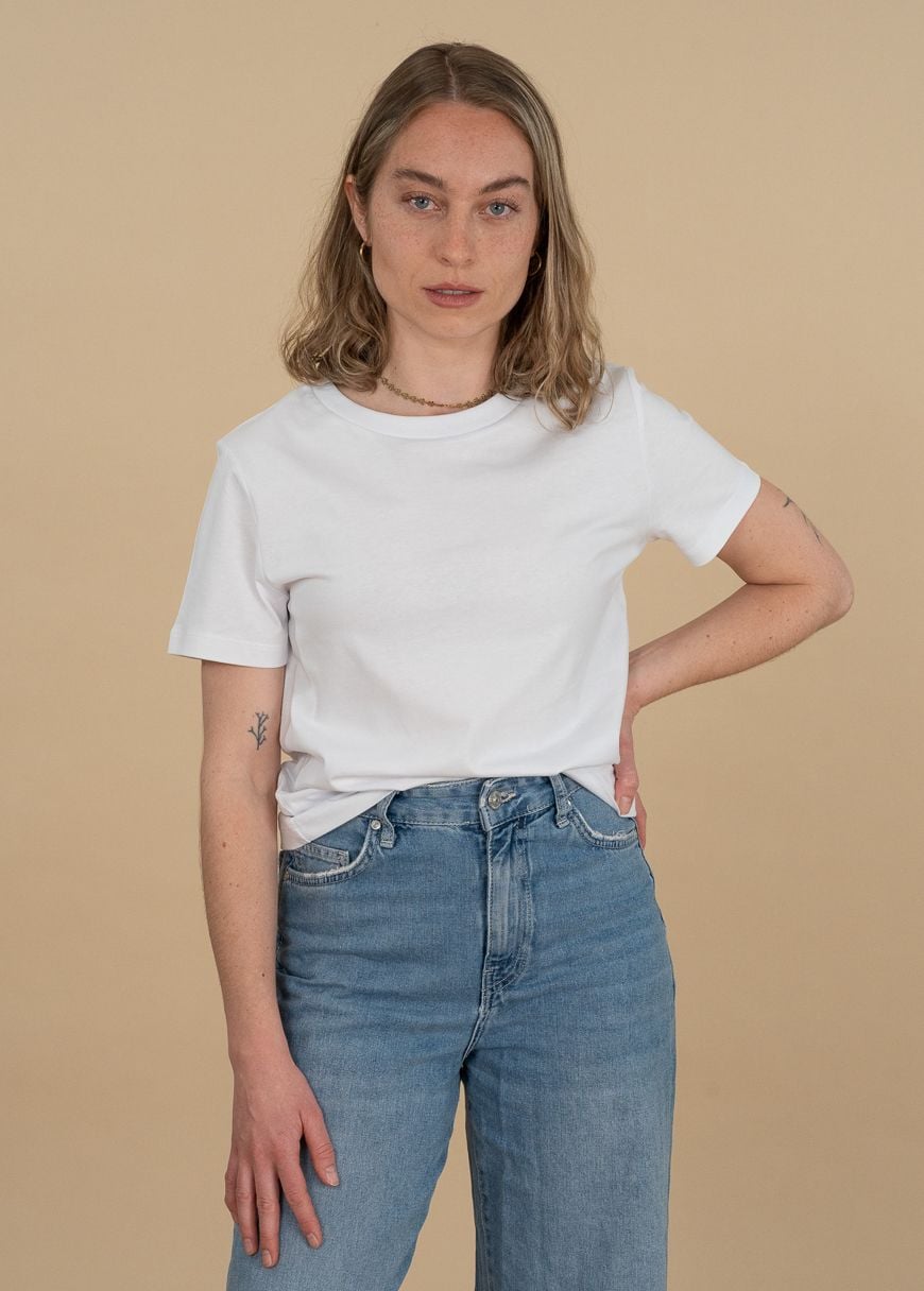 Classic T-Shirt Woman Lavender