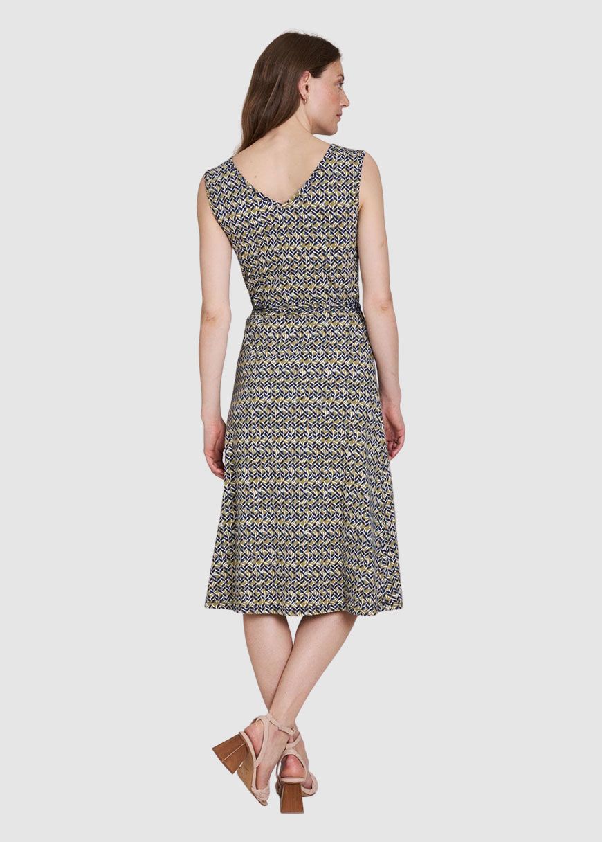 Kleid mit Bindegürtel Kleid mit Bindegürtel