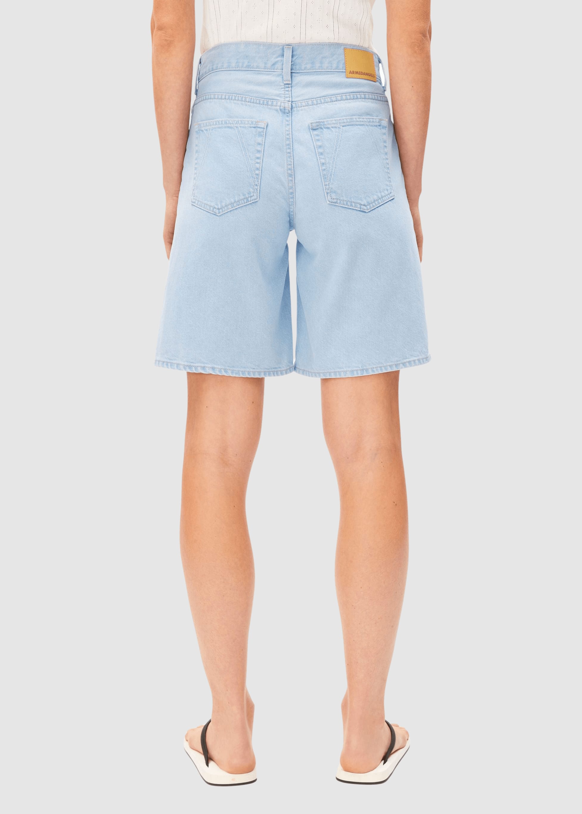 Thaalina Mid Waist Denim Short Fresh Blue