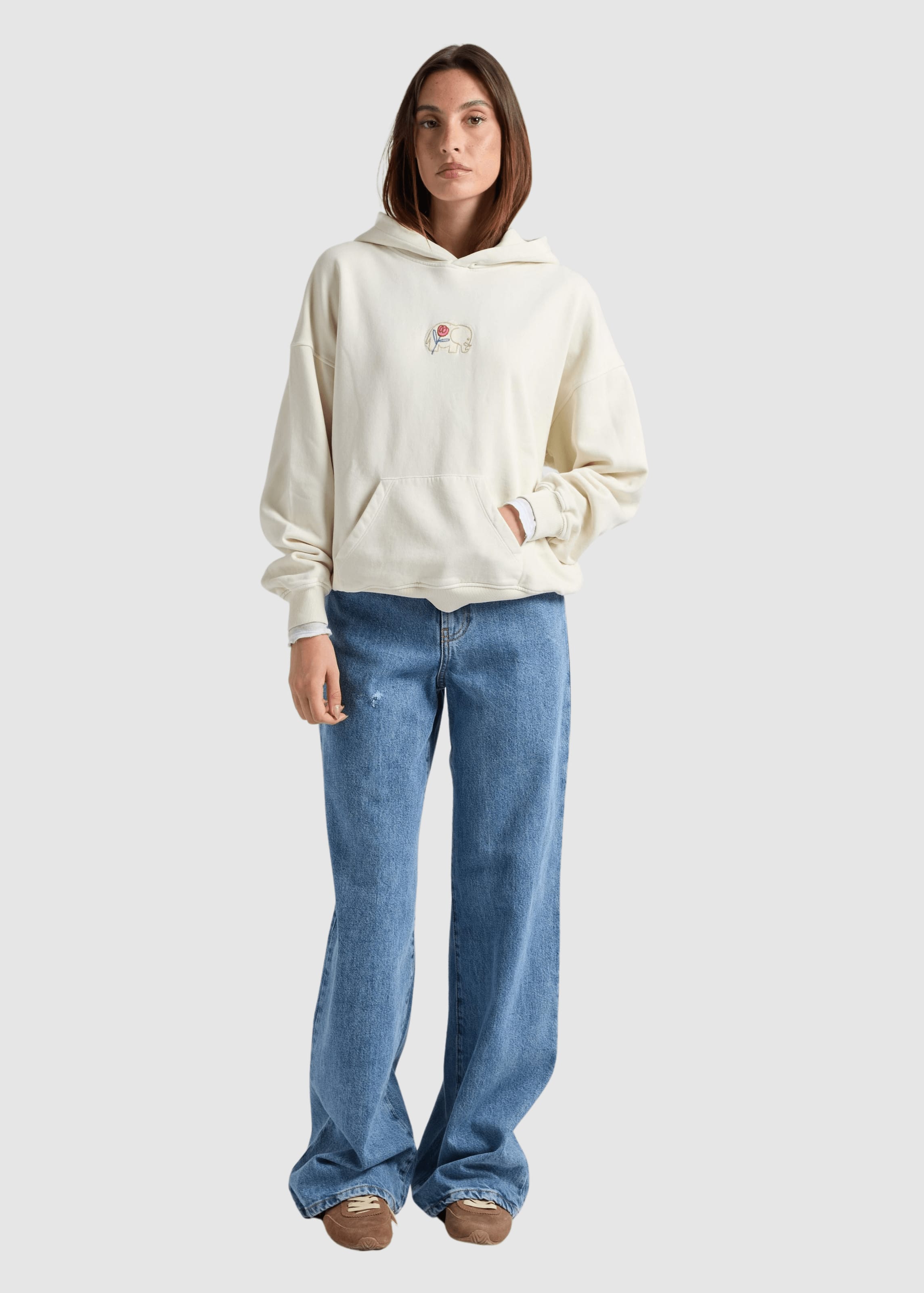 trendsplant-women-s-crisantemo-hoodie-antique-white-4.jpeg Women’s Crisantemo Hoodie Antique White