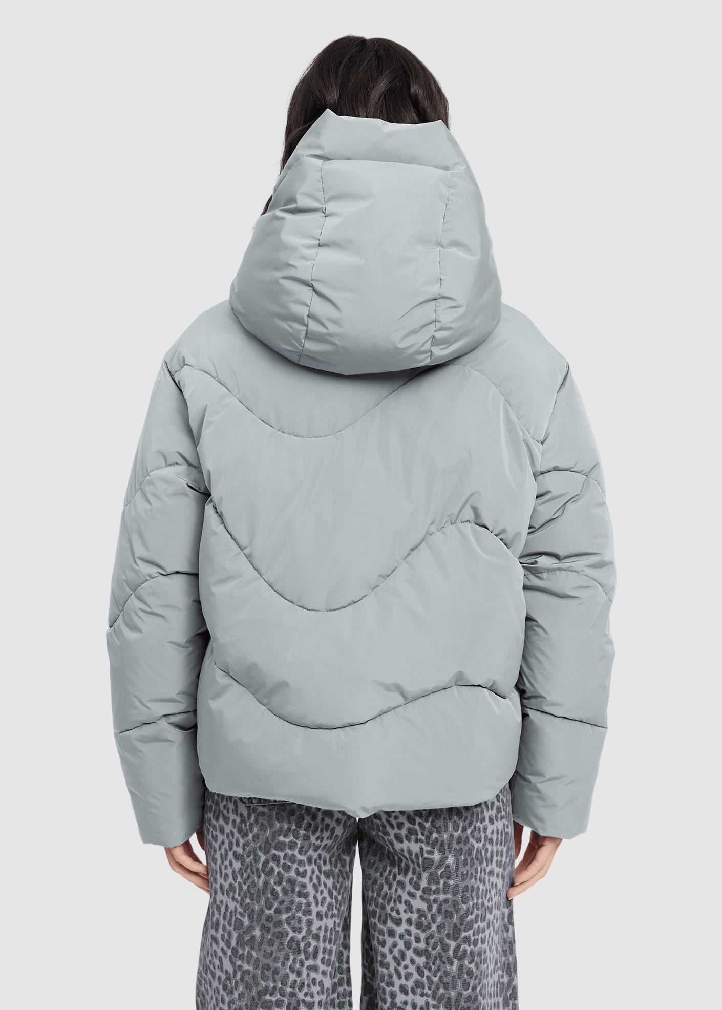 mazine-waves-quilt-short-puffer-jacket-ice-green-2.jpeg Waves Quilt Short Puffer Jacket Ice Green