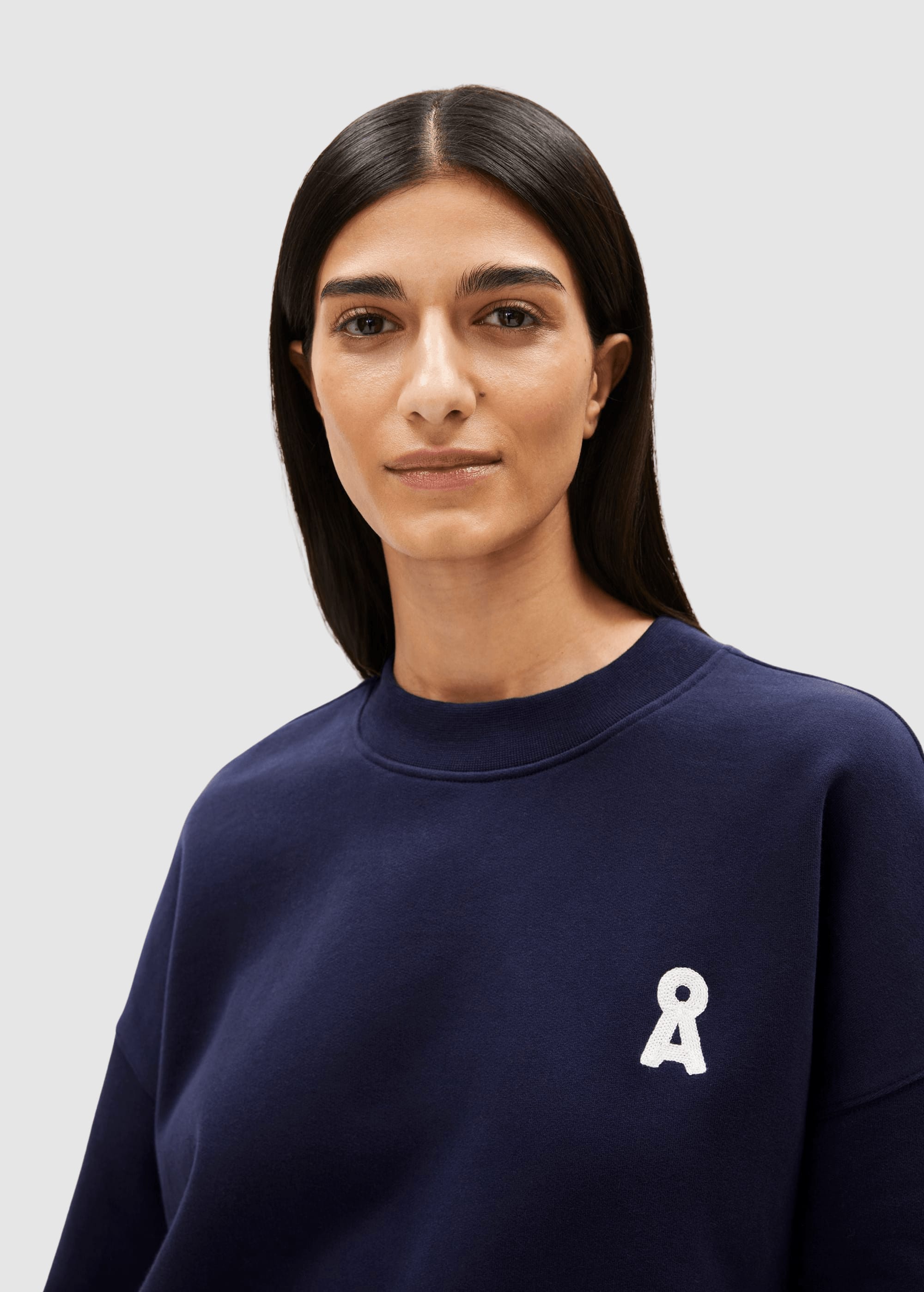 Iconic Å Alizaa Sweat Tinted Navy