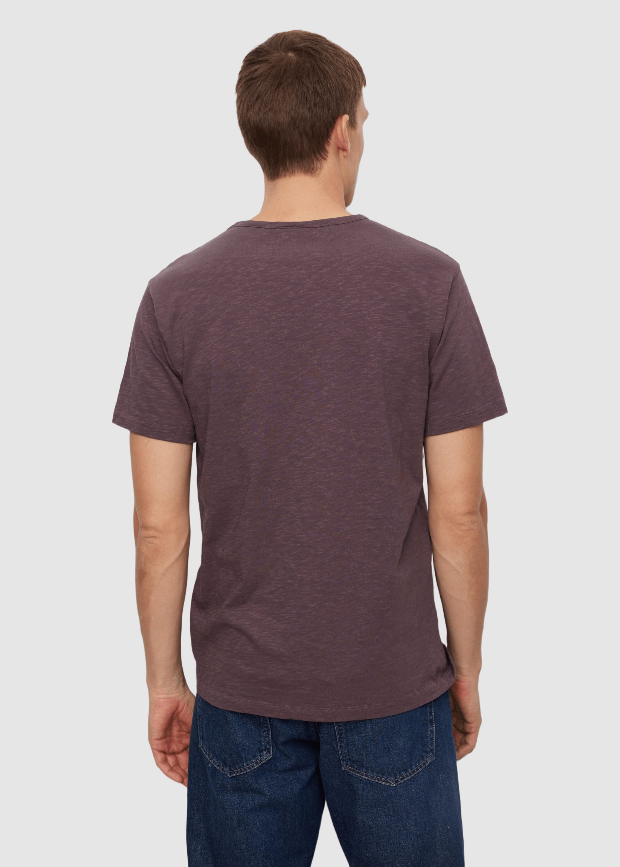 Bay Dark Grape
