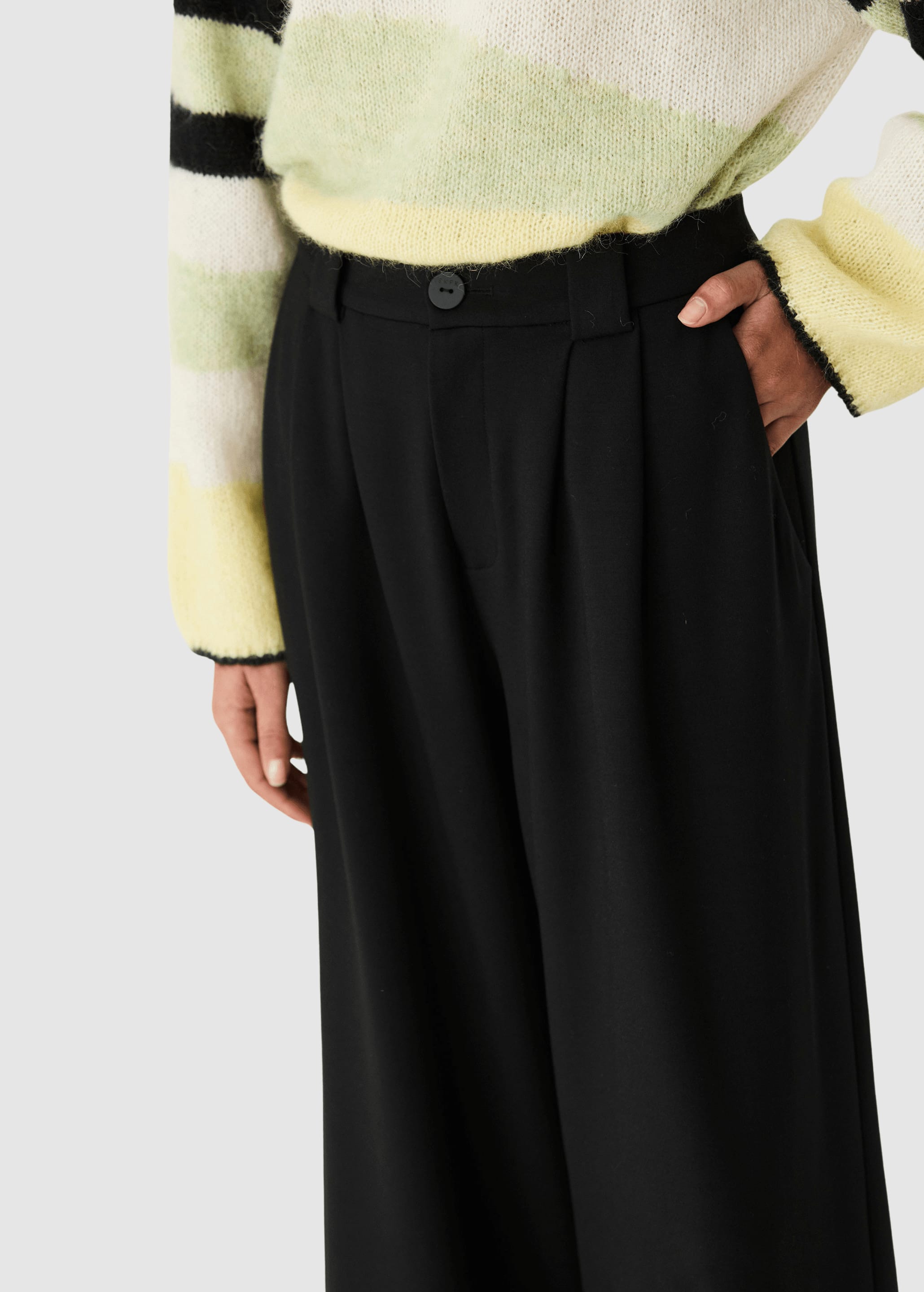 skfk-nia-trouser-black-4.jpeg Nia Trouser Black