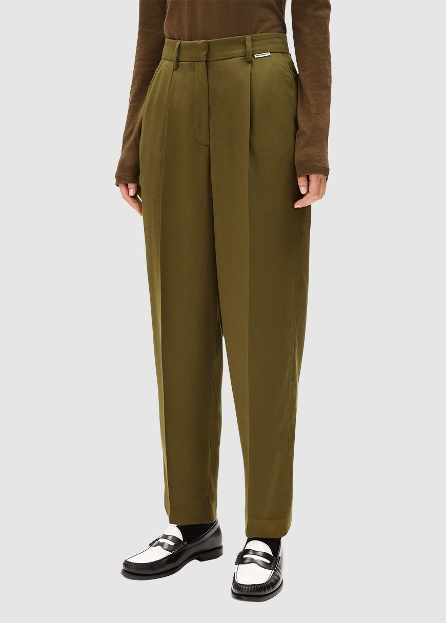Sandrinaa Tapered Sandrinaa Tapered