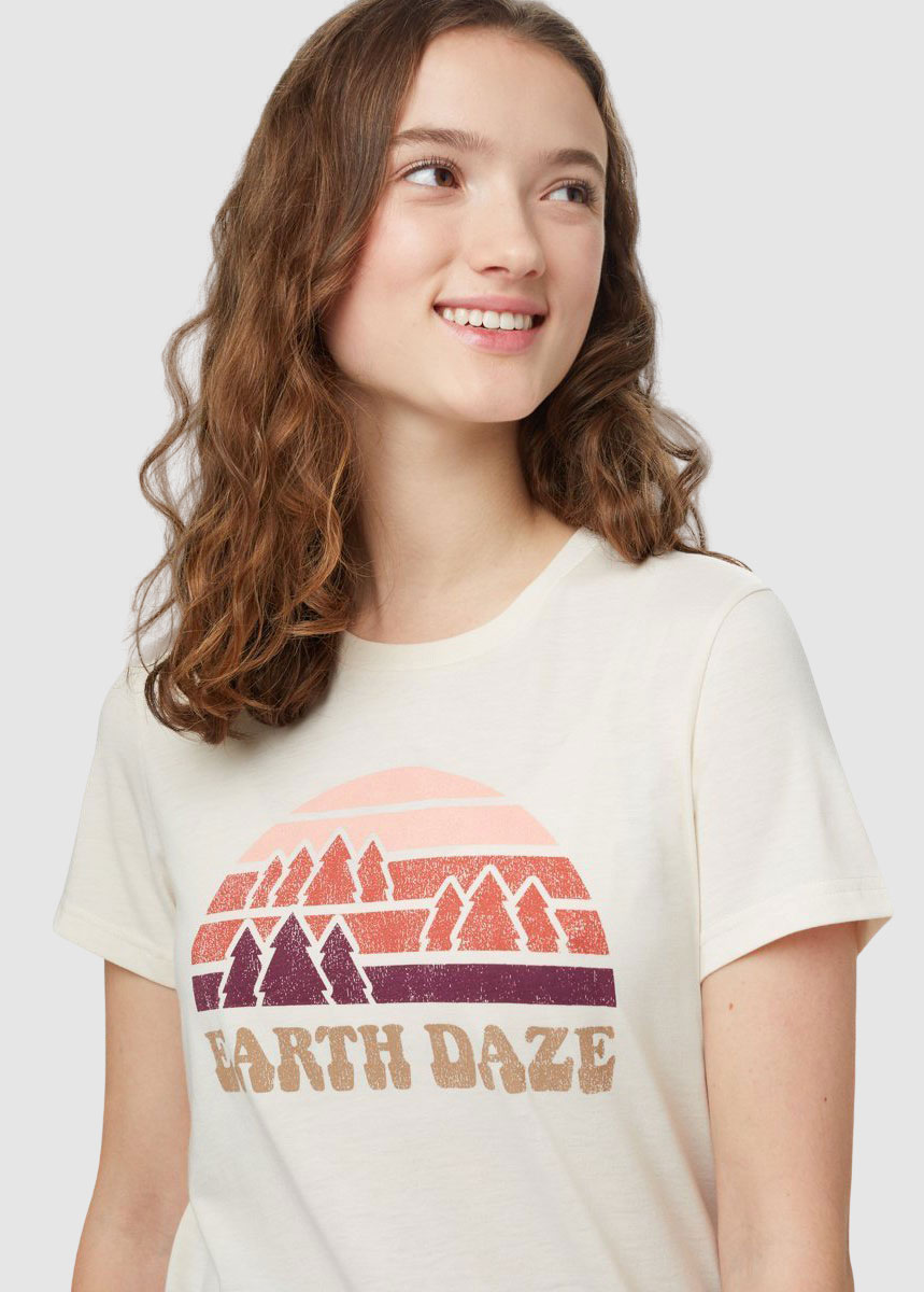 Women's Earth Daze Classic T-Shirt Women's Earth Daze Classic T-Shirt