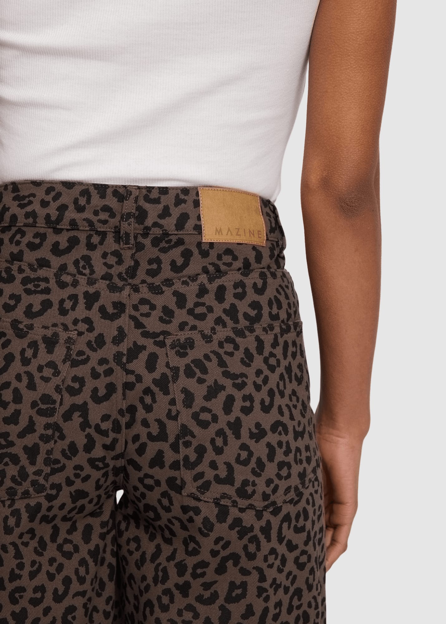 mazine-printed-barrel-leg-denim-pants-chocolate-brown-printed-6.jpeg Printed Barrel Leg Denim Pants Chocolate Brown Printed