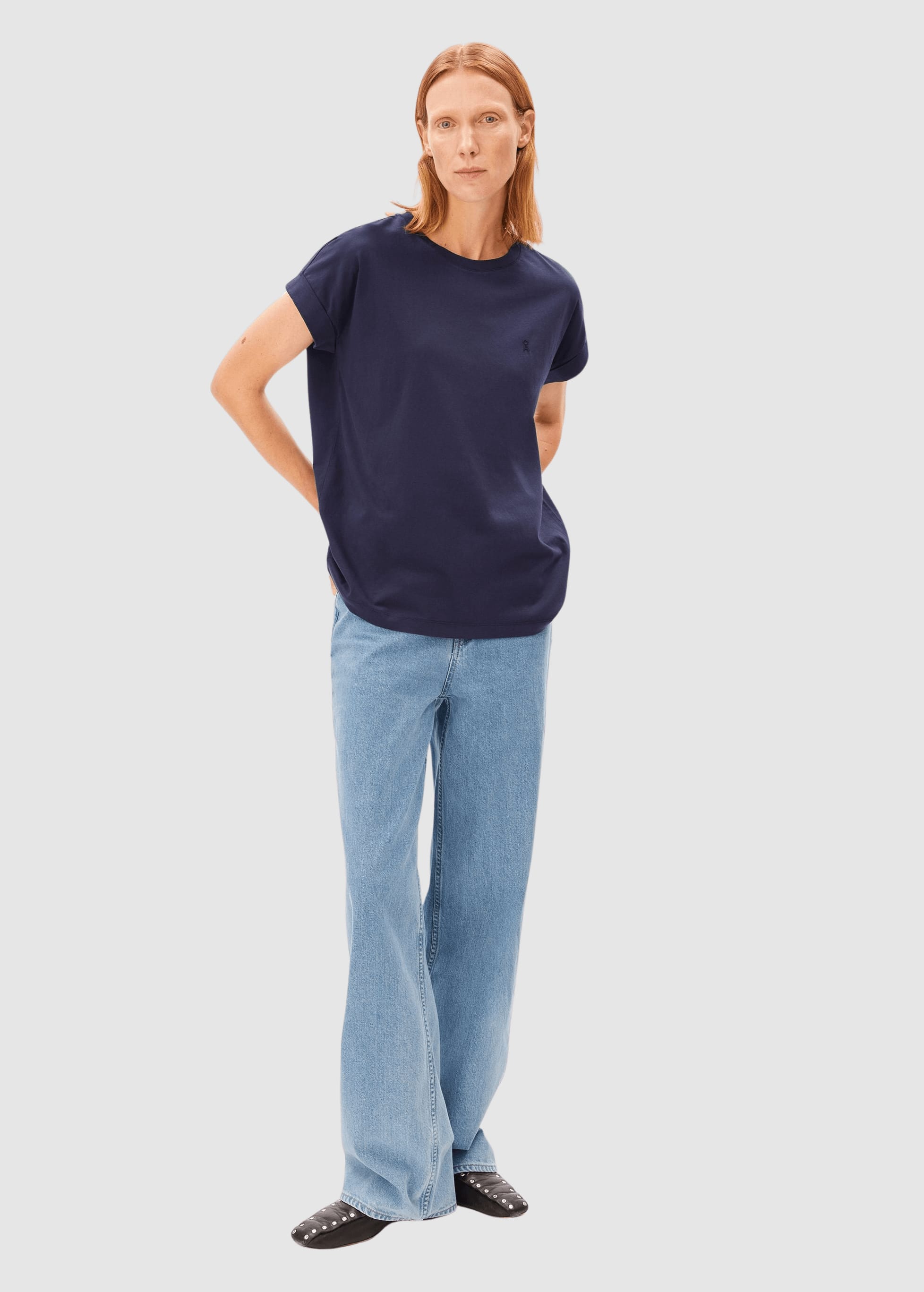 Idaara T-Shirt Tinted Navy