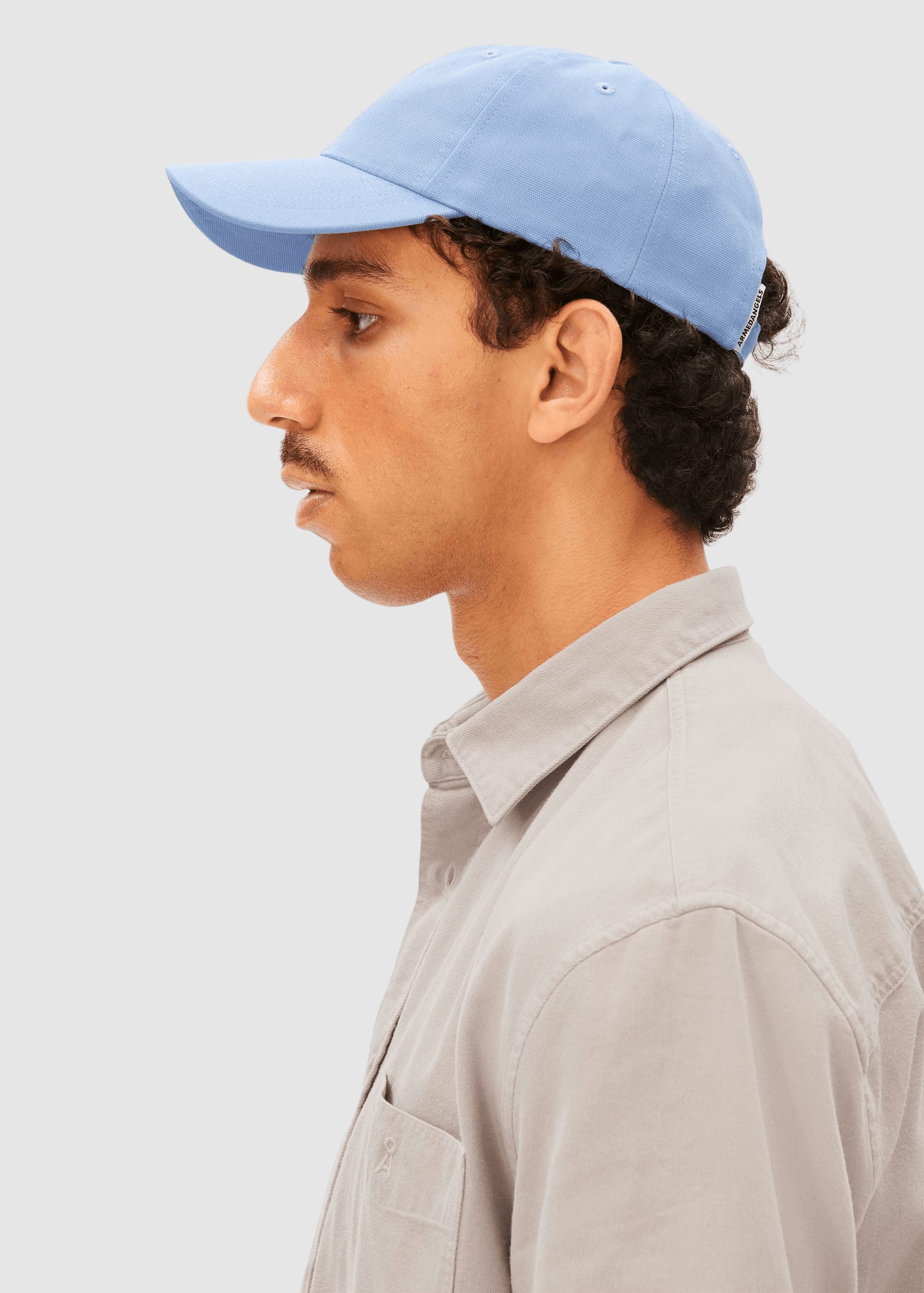 armedangels-yenaas-bold-cap-w-wedgwood-2.jpeg Yenaas Bold Cap W Wedgwood