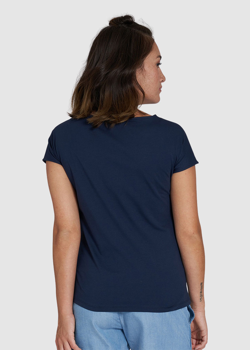 Casual T-Shirt Dolphin Casual T-Shirt Dolphin