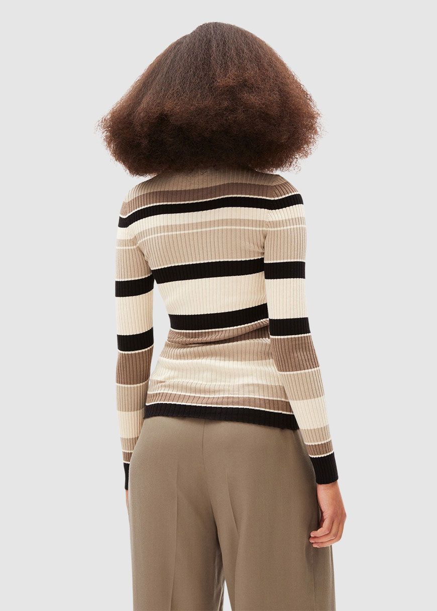 Alaania College Stripe Alaania College Stripe