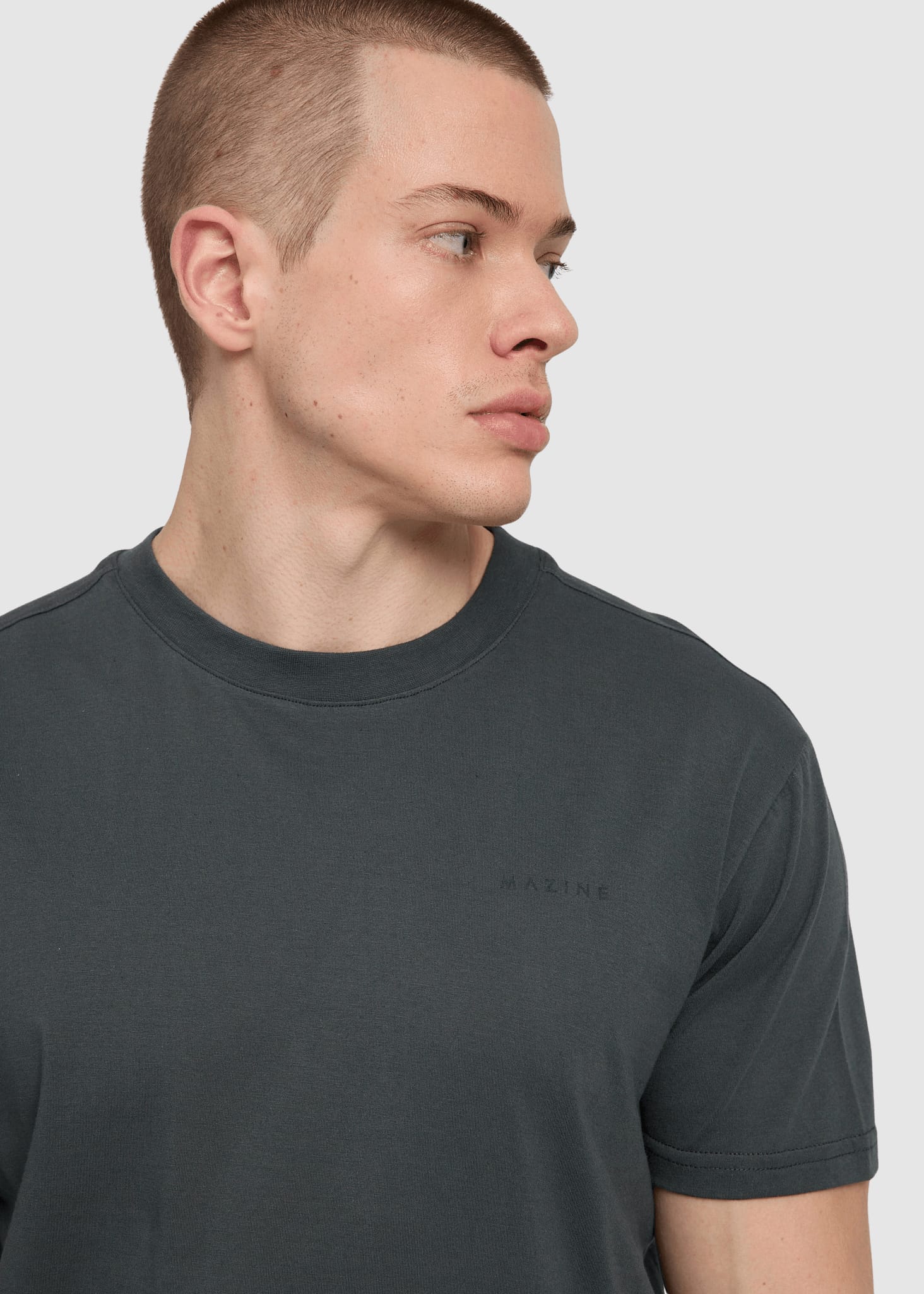 Basic T-Shirt Bottle Basic T-Shirt Bottle