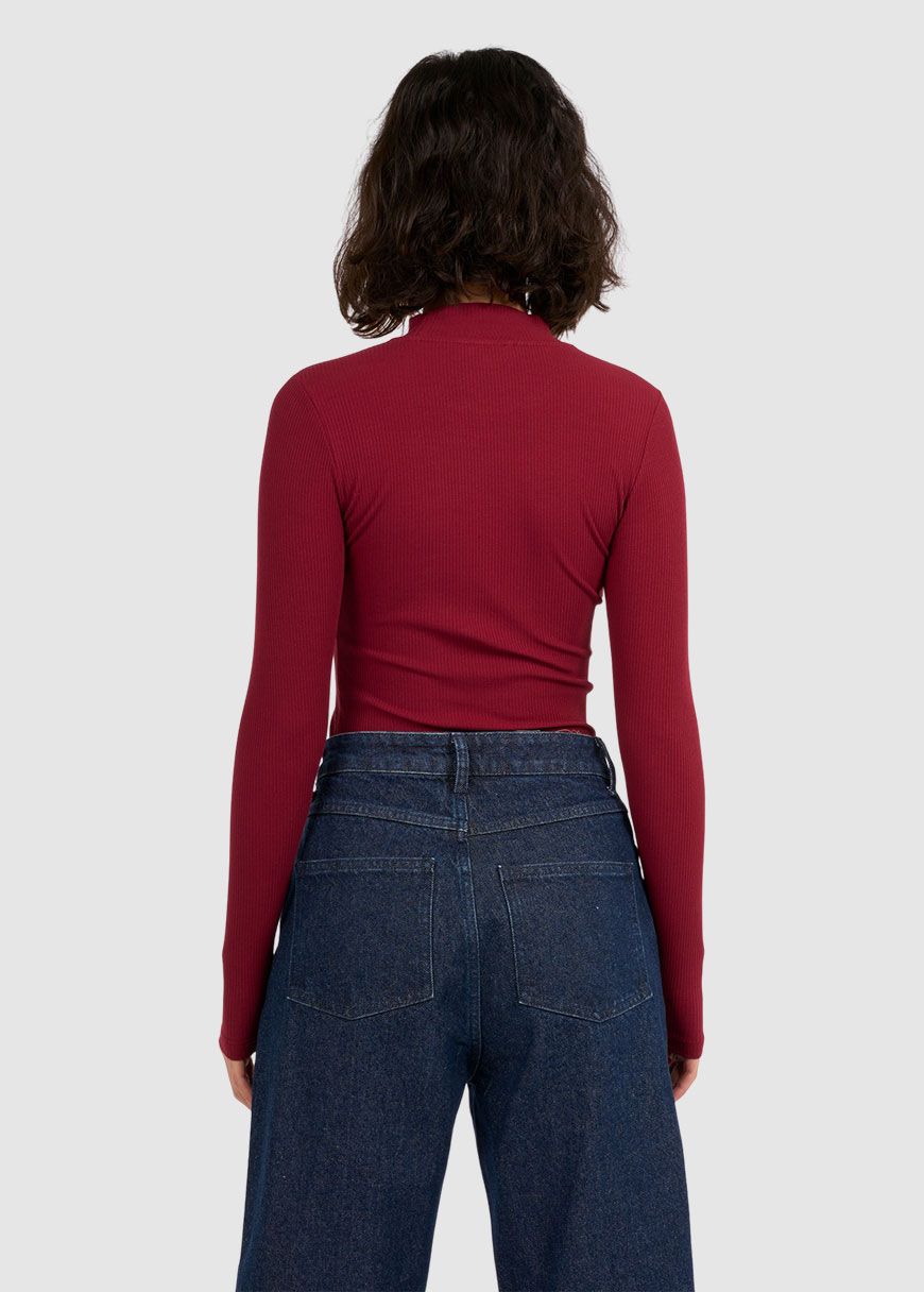 Rib High Neck LS Rib High Neck LS