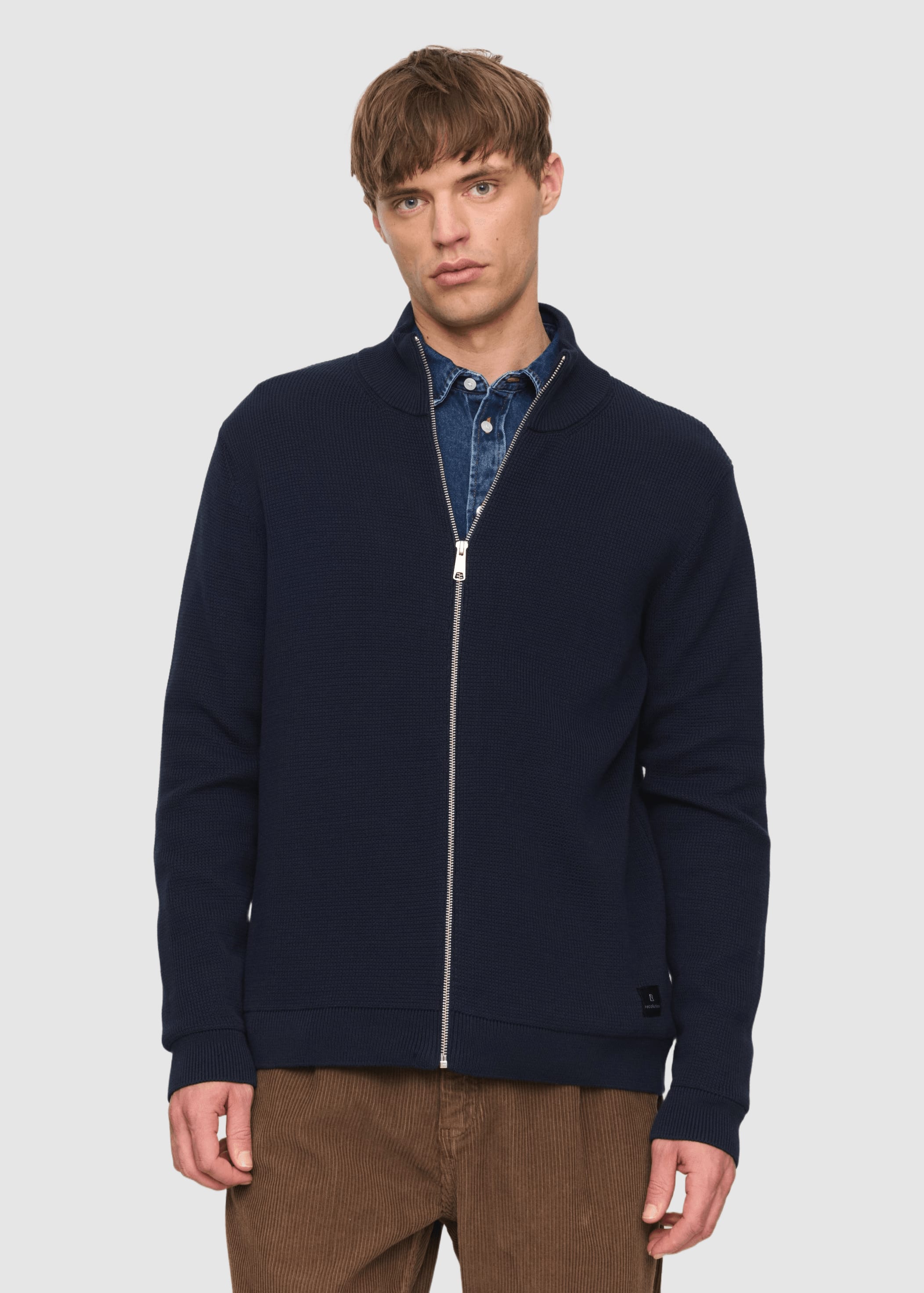 recolution-tarragon-dark-navy-1.jpeg Tarragon Dark Navy