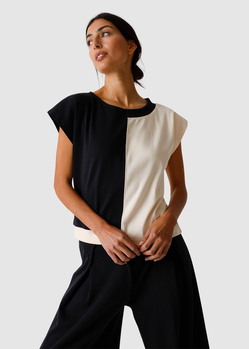 Ekai T-Shirt Ekai T-Shirt