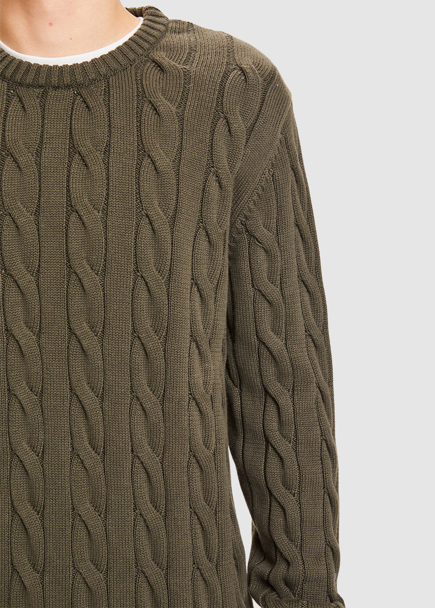 Field Cable Crew Neck Knit