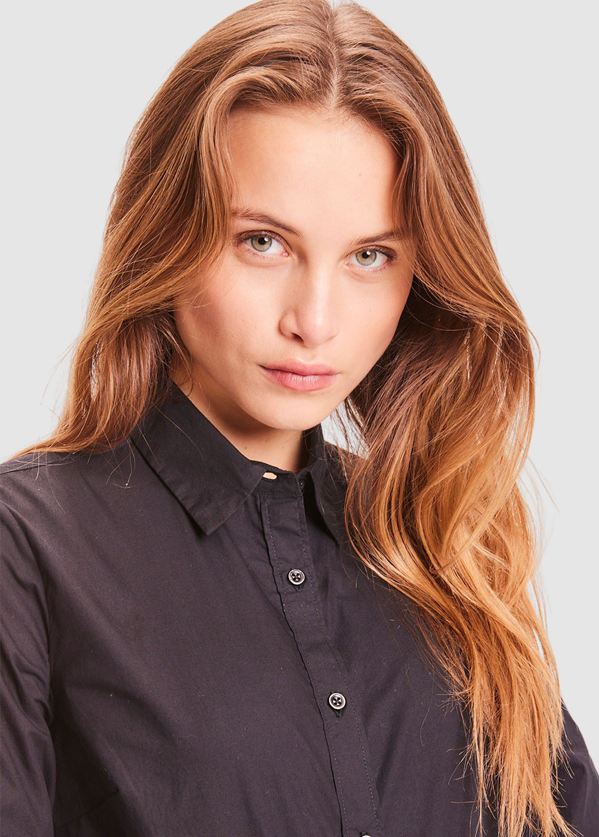 Danica Classic Slim-Fit Shirt Danica Classic Slim-Fit Shirt