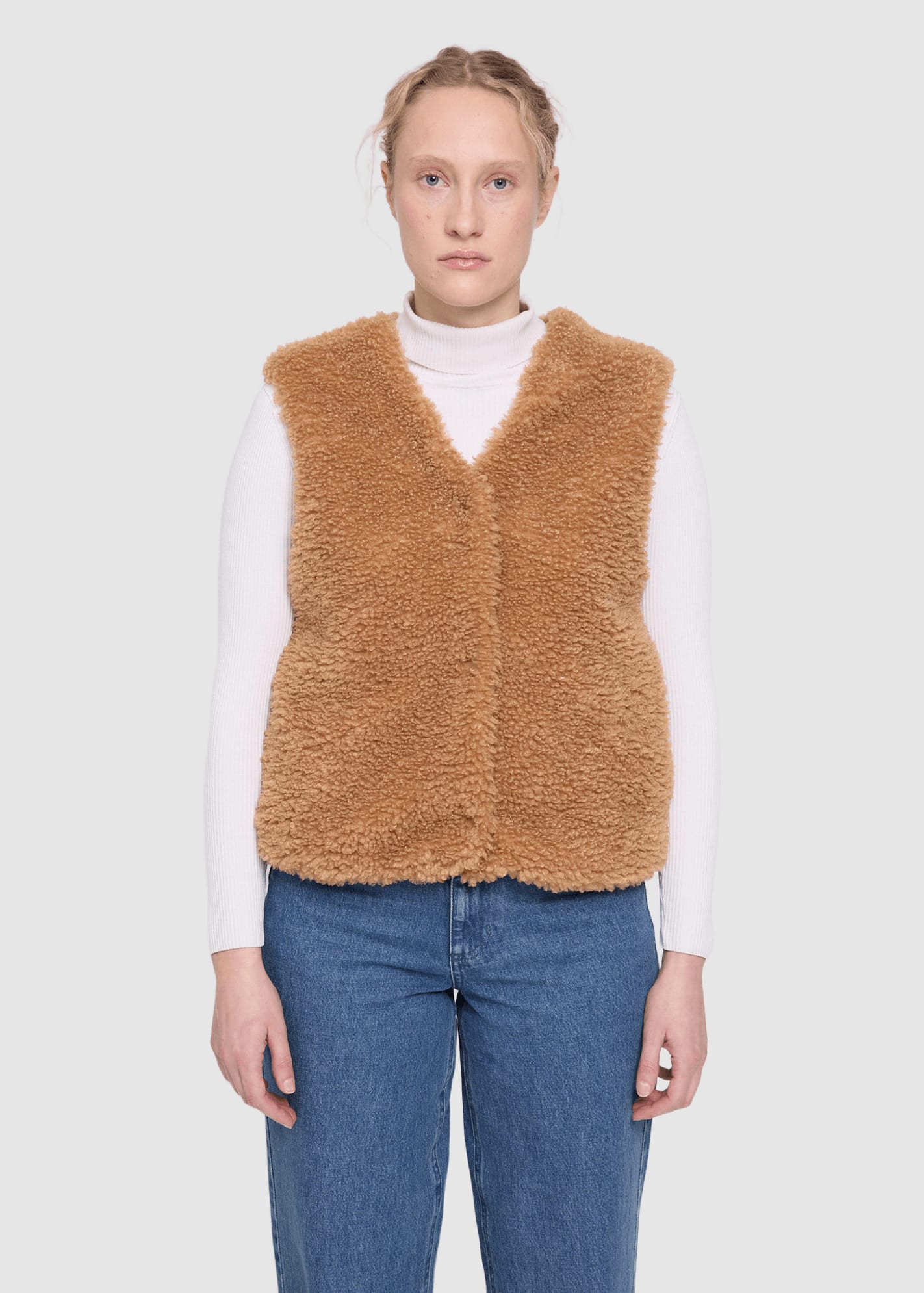 Faux-Fur Vest Fawn