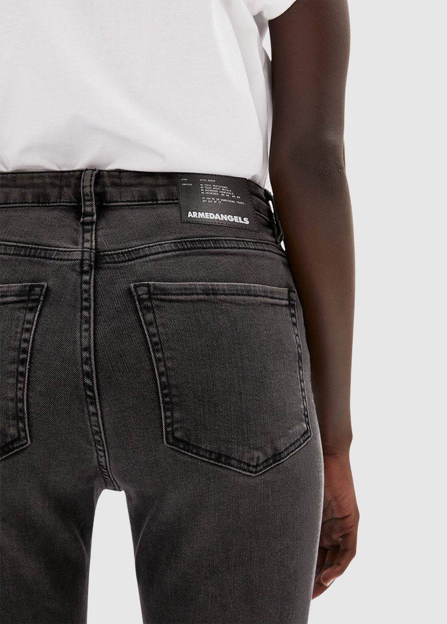 Tillaa X Stretch Tillaa X Stretch