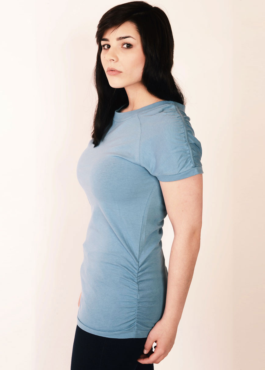 Eva Hellblau Eva Hellblau