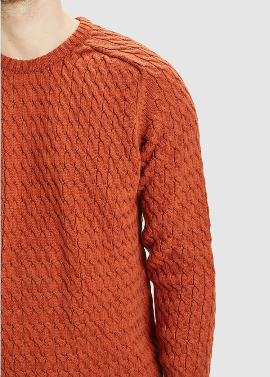 Field Cable Crew Neck Knit