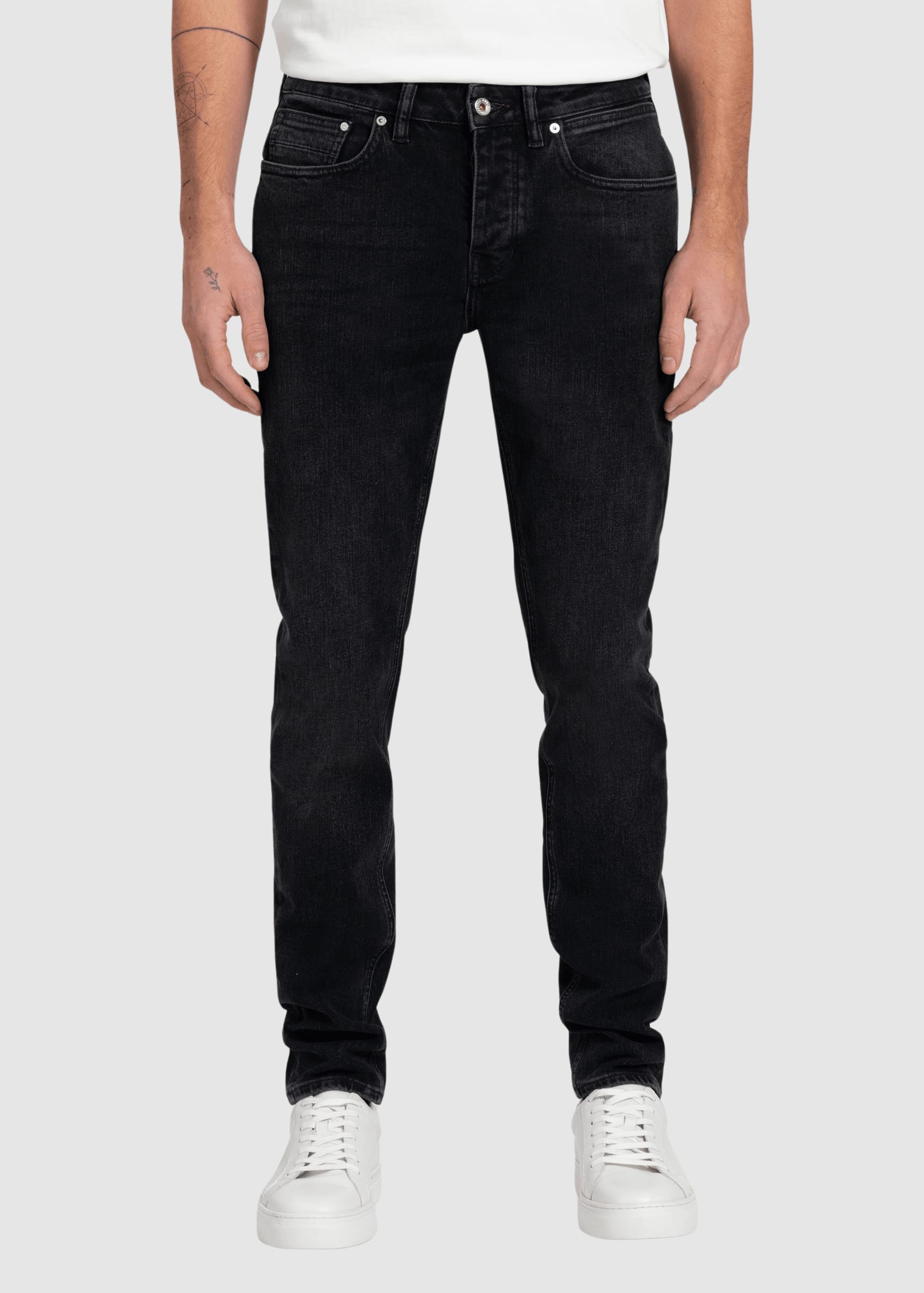 kuyichi-jim-regular-slim-vintage-black-1.jpeg Jim Regular Slim Vintage Black