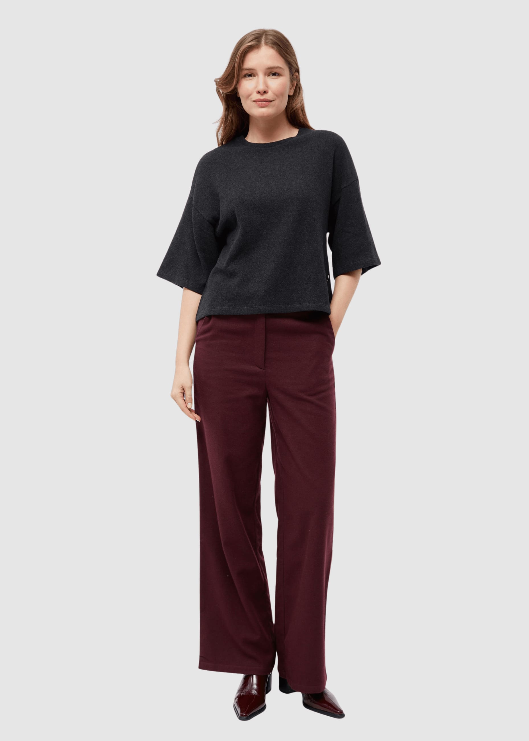 givn-gbselma-dark-grey-3.jpeg Gbselma Dark Grey