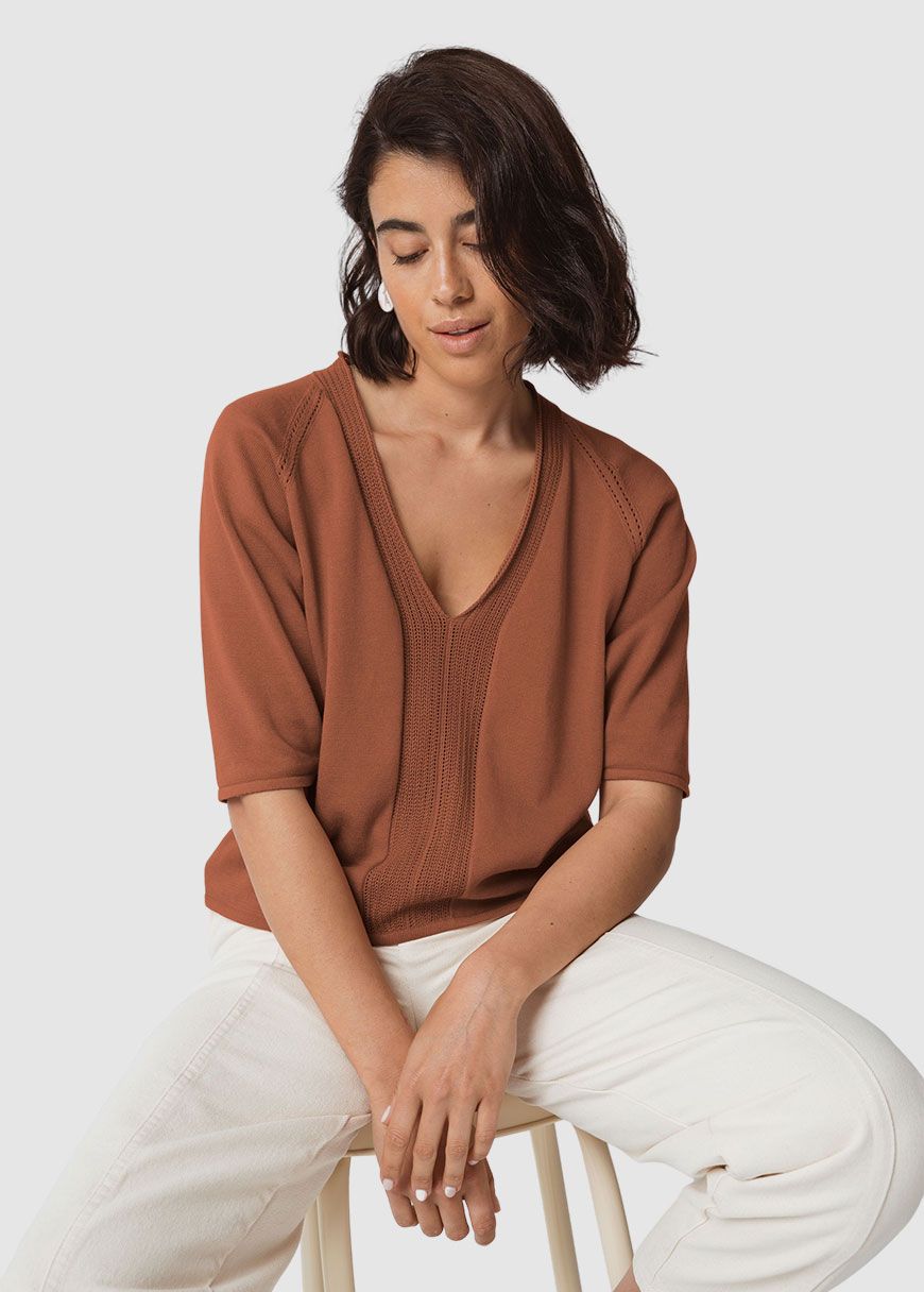 Auza Women Sweater Auza Women Sweater
