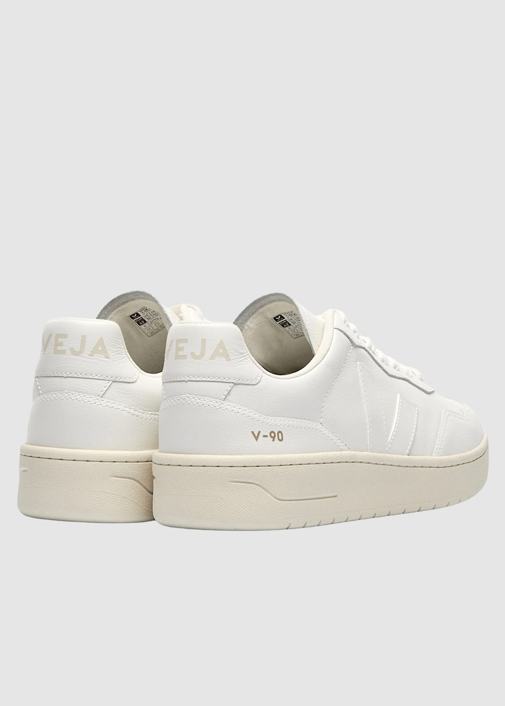 veja-v-90-extra-white-3.jpeg V-90 Extra White