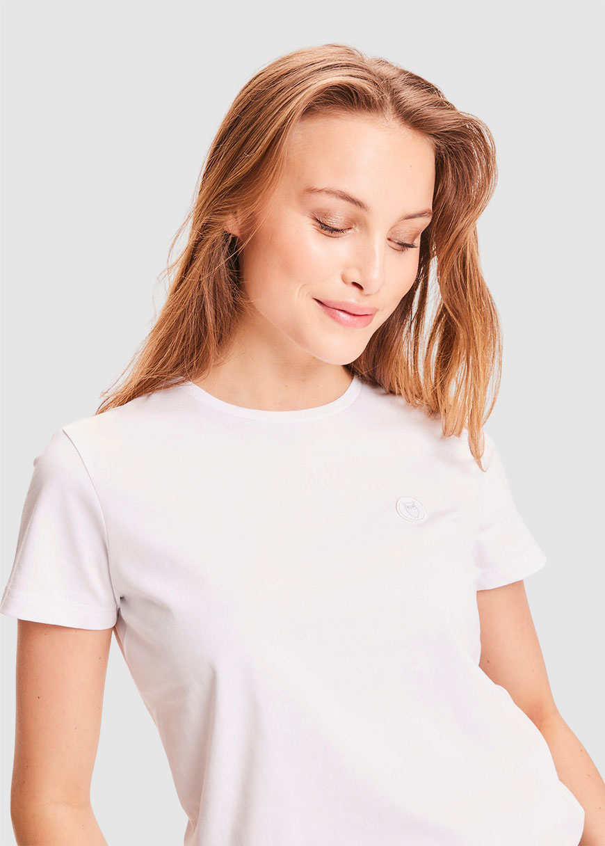 Rosa Basic Badge Tee Rosa Basic Badge Tee