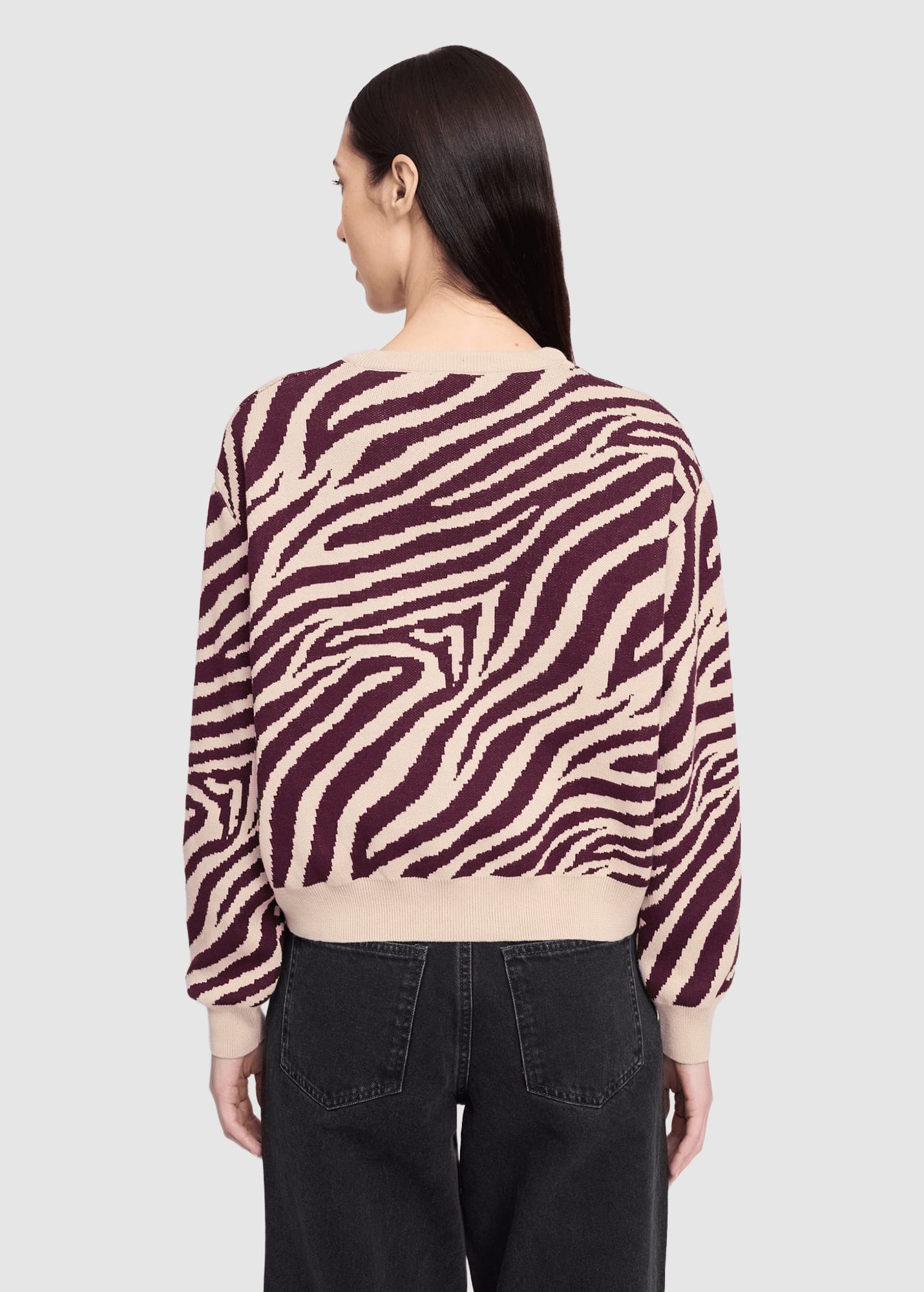 mazine-zebra-jacquard-knit-jumper-light-beige-burgundy-2.jpeg Zebra Jacquard Knit Jumper Light Beige Burgundy