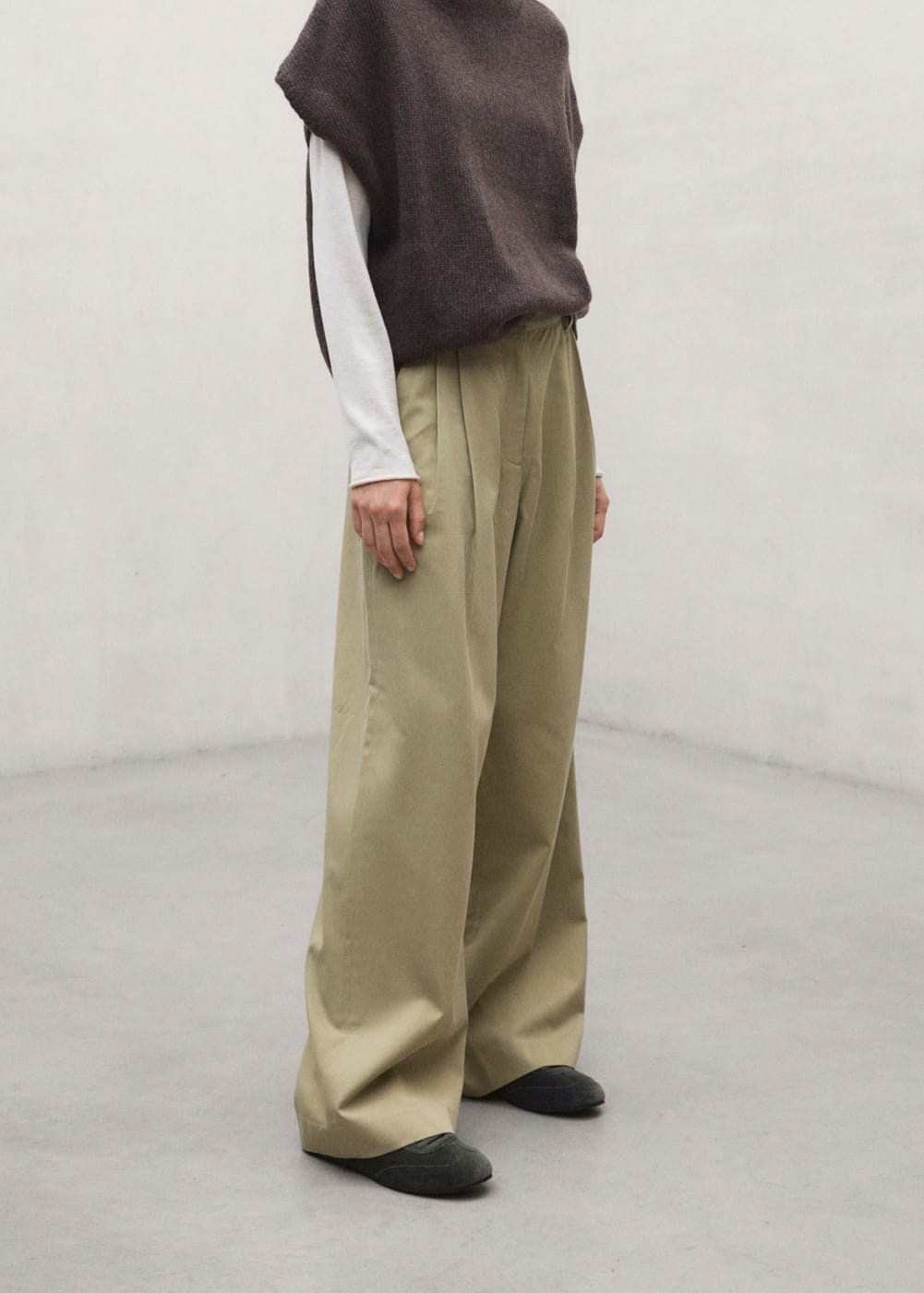 ecoalf-castelly-knit-woman-dark-chocolate-4.jpeg Castelly Knit Woman Dark Chocolate