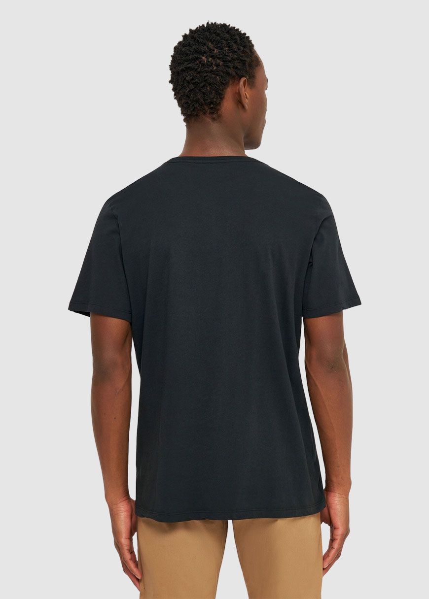 Basic T-Shirt Basic T-Shirt