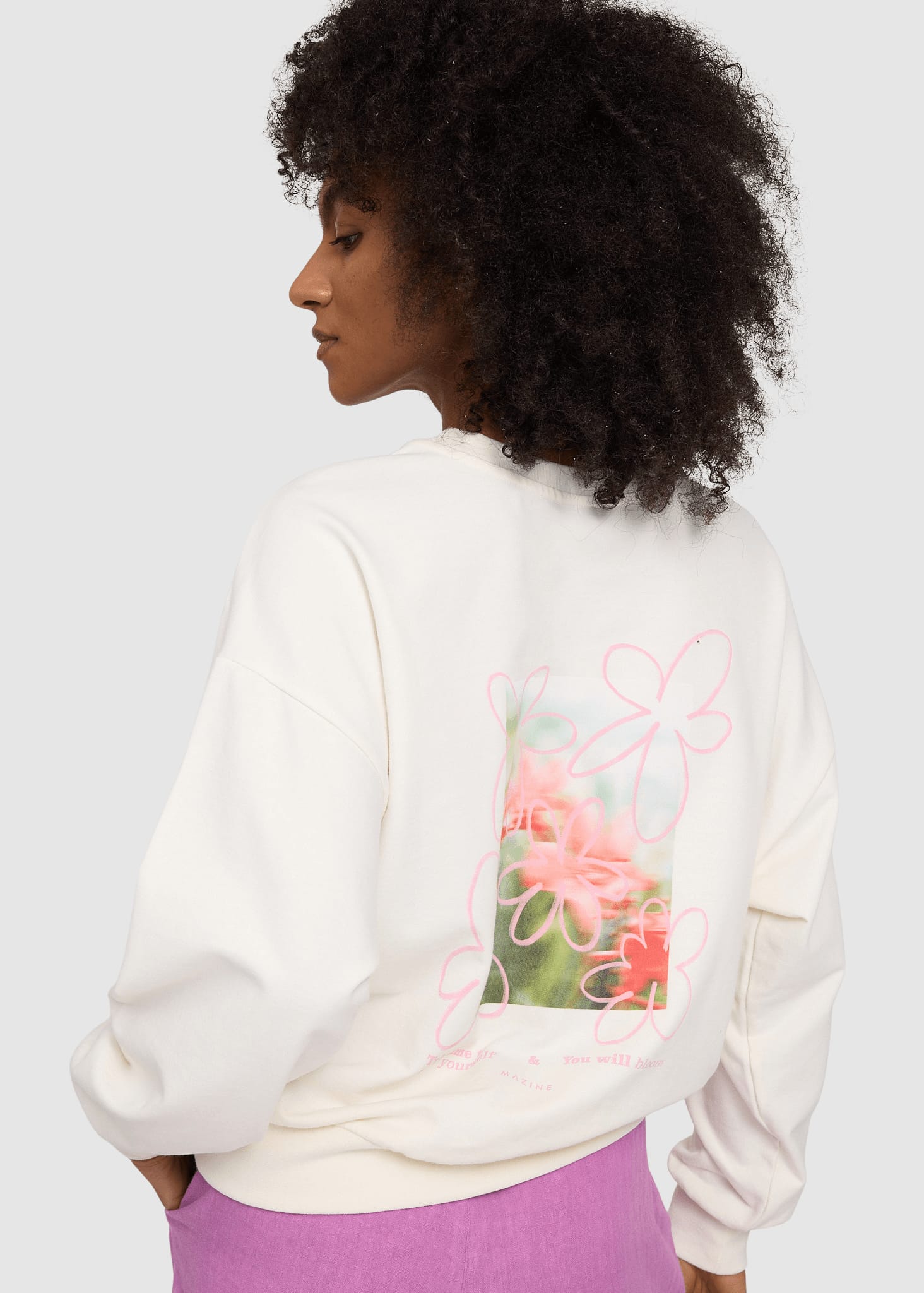 Back Print Sweatshirt Offwhite/flowers