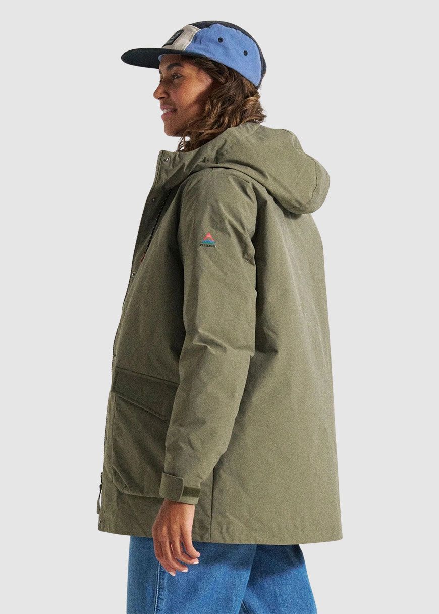 passenger_alaska_recycled_insulated_parka_AW_25_PAS_W_JC_EVMOQ_Dusty_Olive_10_63f277bce6 Alaska Recycled Insulated Parka