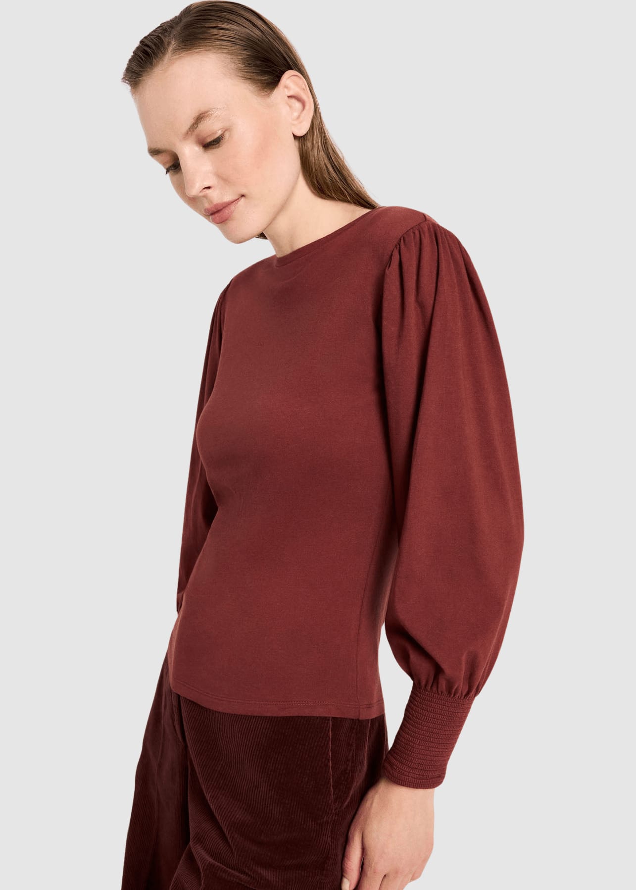 lanius-koeln-shirt-mit-gerafftem-aermel-red-mahagony-2.jpeg Shirt Mit Gerafftem Ärmel Red Mahagony
