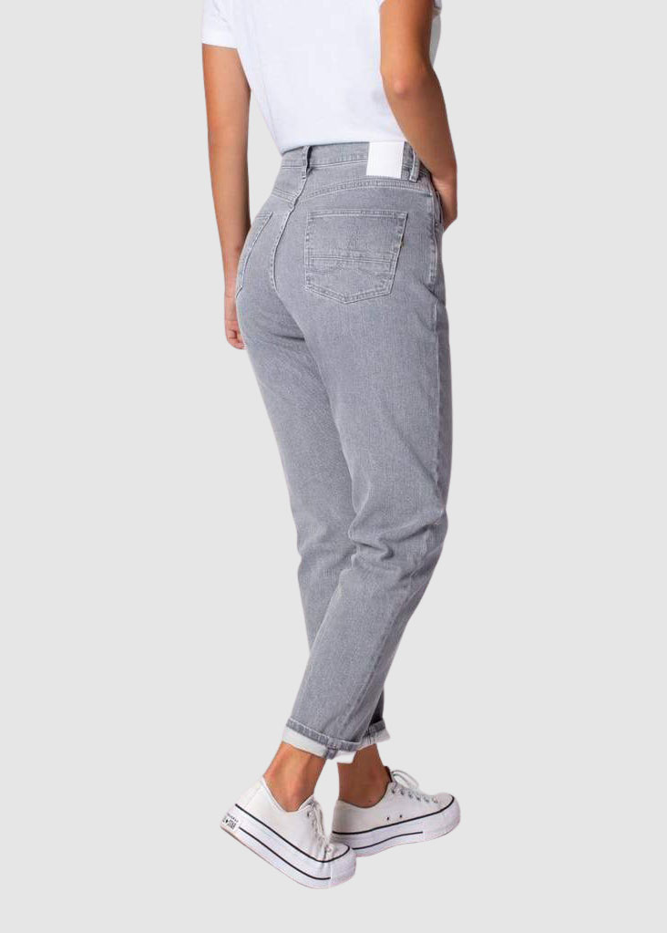 Nora Loose Tapered