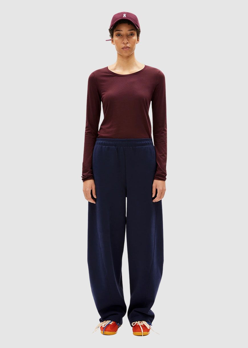 armedangels_einiaara_soft_AW_25_AA_30007113_Dark_Cranberry_3_f01520e62d Einiaara Soft