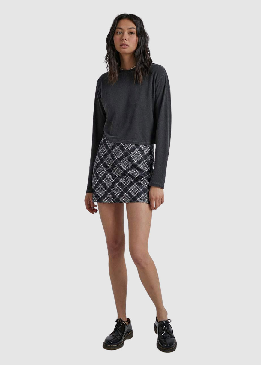 Skylar Hemp Cropped Long Sleeve Tee Skylar Hemp Cropped Long Sleeve Tee