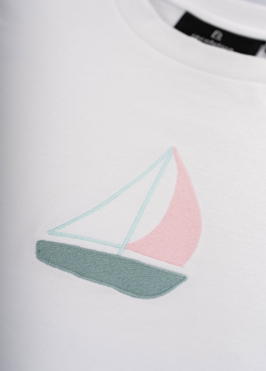 Classic T-Shirt Sailingboat