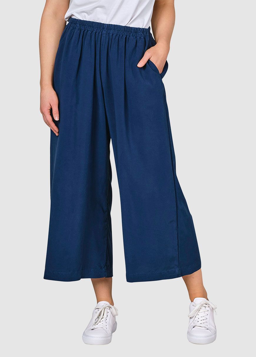 Leonora Pant Leonora Pant